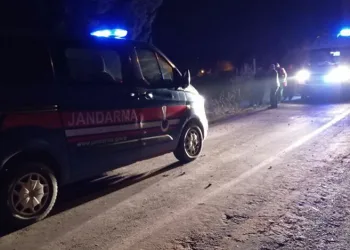 Hastane yolunda kaza: 1’i ağır 3 yaralı