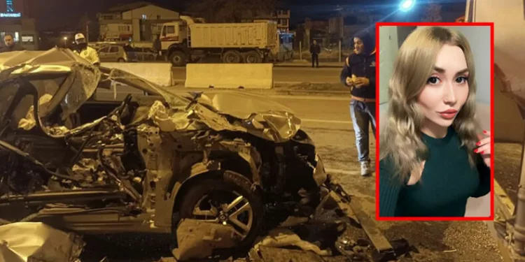 Paramparça olan otomobil, genç kıza mezar oldu