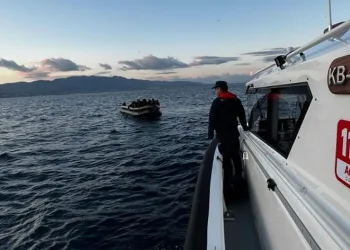 Didim’de 25 düzensiz göçmen yakalandı