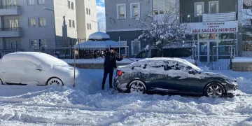 40 köy yolu ulaşıma kapandı