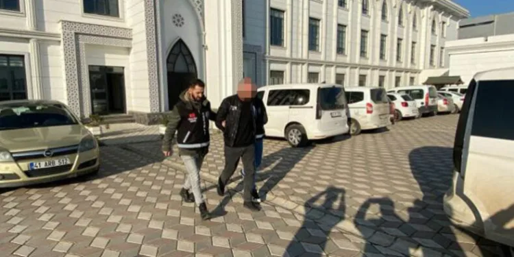 Akrabasını göğsünden vurarak ağır yaralamıştı, adliyeye sevk edildi