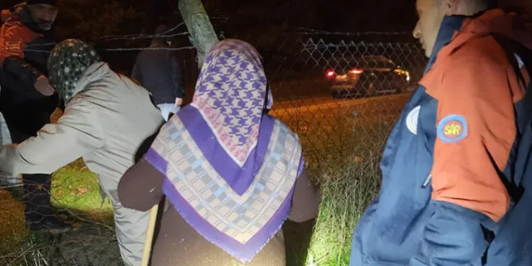 Mantar toplarken ormanda kaybolan 3 kişi kurtarıldı