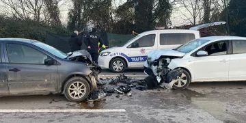 Feci kaza: 2’si çocuk 4 yaralı