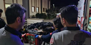 Otomobil ile çarpışan motosikletin sürücüsü ağır yaralandı