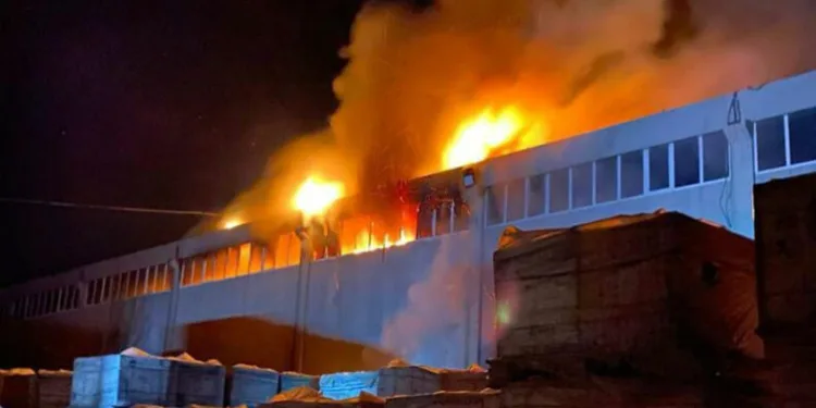 Bilecik’te seramik fabrikasında yangın
