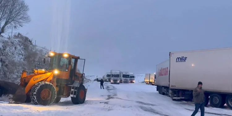 Ardahan’da kar esareti