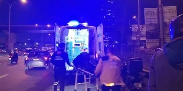 Kadıköy’de 2 motosiklet çarpıştı: 1 yaralı
