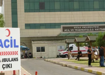 Diyarbakır’da 4 kişilik aile karbonmonoksitten zehirlendi