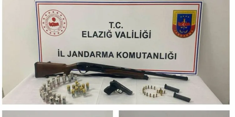 Elazığ’da ruhsatsız tüfek ve tabanca ele geçirildi