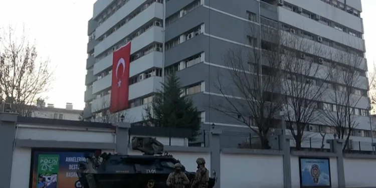 Batman’da izinsiz gösteriye 8 gözaltı