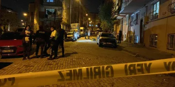 Sokak ortasında silahlı çatışma