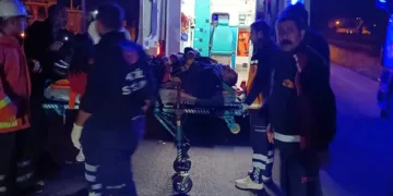 Kontrolden çıkan otomobil takla attı: 8 yaralı