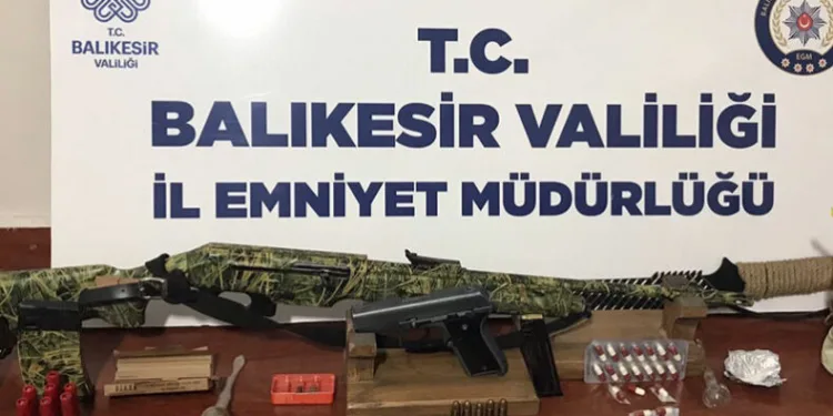 Bandırma’da trafik, narkotik ve huzur uygulaması