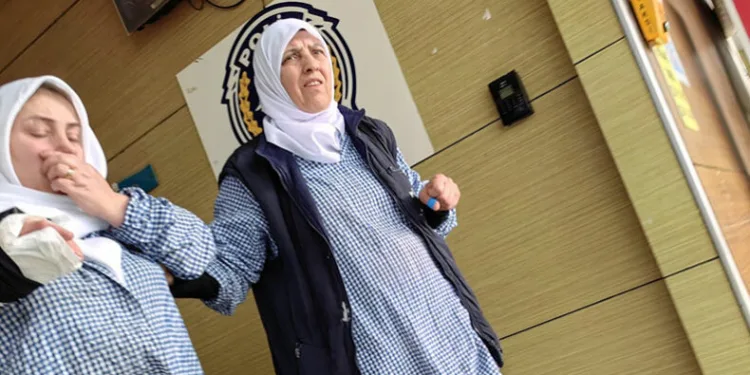Bursa’da elini makineye kaptıran işçi yaralandı