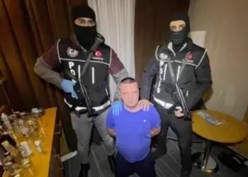 Kırmızı bültenle aranan Shaun Monaghan İstanbul’da yakalandı