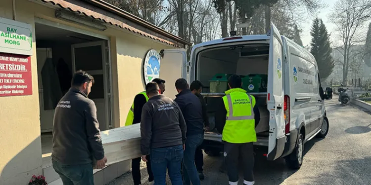 Cenaze dönüşü kazada hayatını kaybettiler