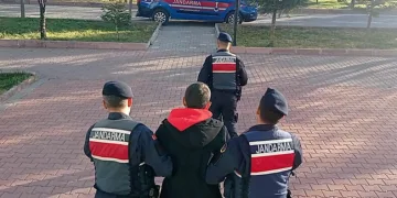 16 yıl hapsi olan şüpheliyi JASAT yakaladı
