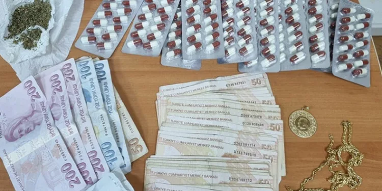 Tekirdağ’da 3 kişi uyuşturucudan tutuklandı