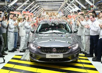 Otomotiv devi üretimi durduruyor