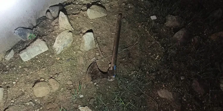 Baltalı hırsız suçüstü yakalandı