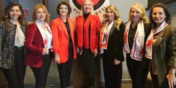 Bursa’da “İnsan Kadın Paneli”