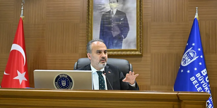 Bursa Büyükşehir Belediyesi’nin önceliği ulaşım