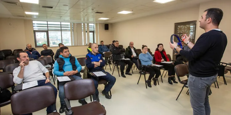 Büyükşehir şoförlerine eğitim
