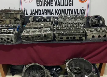 Van’da 52 kilogram esrar ele geçirildi