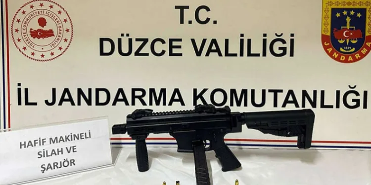 Düzce’de 16 kaçak göçmen yakalandı