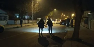 Çorum’da husumetlisini tabanca ile vurdu