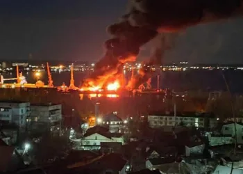 “Rus çıkarma gemisi imha edildi”