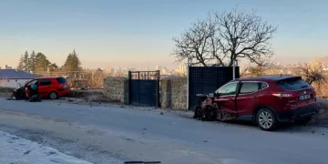 Niğde’de otomobiller çarpıştı: 3 yaralı