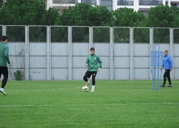 Bursaspor çift kale maç yaptı