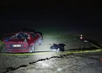 Korkunç kaza meydana geldi!  1 ölü, 1 yaralı