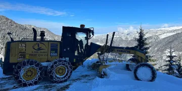 Rize’de 64 köy yolu ulaşıma kapandı