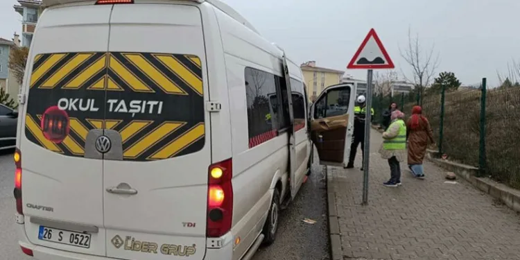 Polis ve jandarmadan okul servislerine denetim