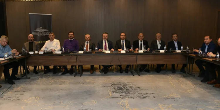 “25 milyar dolarlık ihracat yeterli değil”