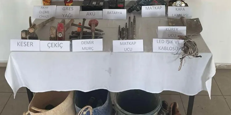 Kaçak kazı jandarmaya takıldı