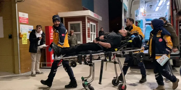 Bursa’da iki grup arasında bıçaklı kavga