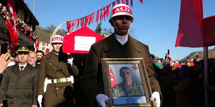 Ordu şehidi son yolculuğuna uğurlandı