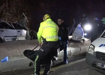 Antalya’da otomobil takla attı: 2 ölü, 2 yaralı