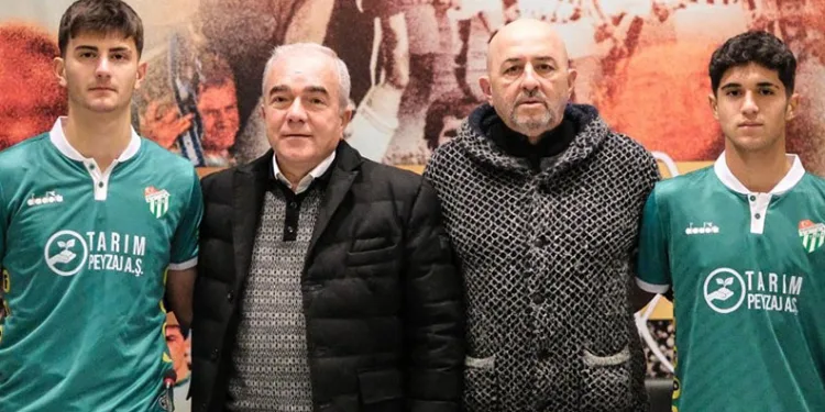 Bursaspor’da 2 genç isimle sözleşme