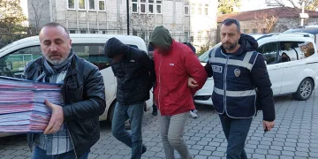 İnternet dolandırıcıları adliyeye sevk edildi