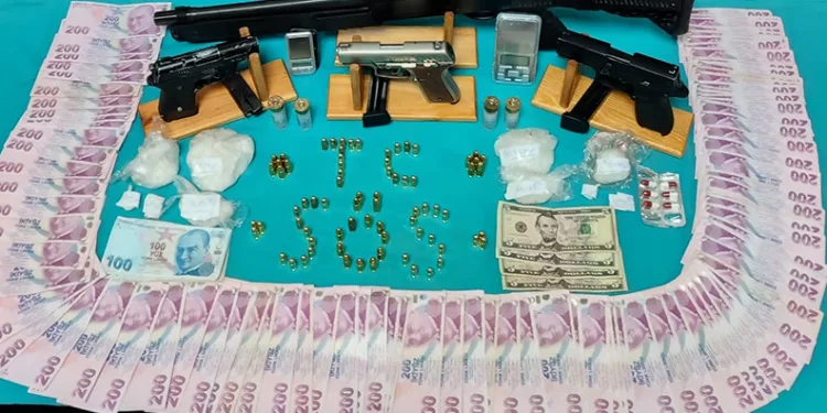 Bursa emniyetinden uyuşturucu operasyonu: 4 gözaltı