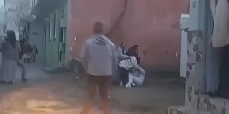 Bursa’da gürültü kavgası: Saç baş birbirine girdiler