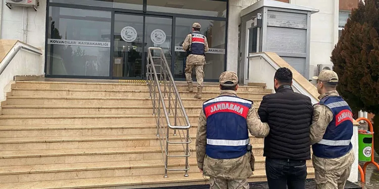 5 yıl kesinleşmiş hapis cezası bulunan zanlı yakalandı