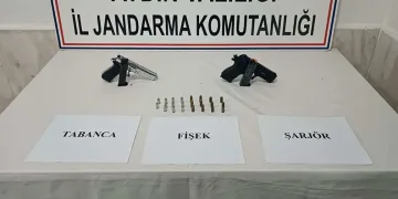 Şüpheli şahsın üzerinde tabanca ele geçirildi