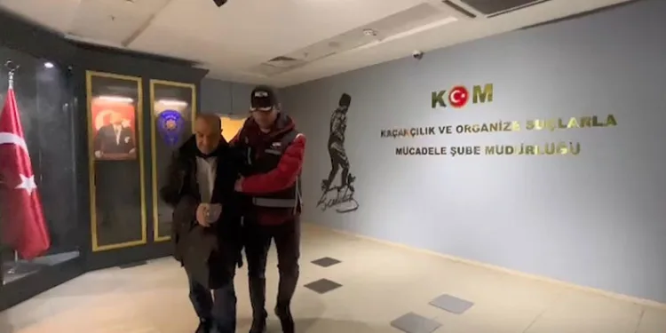 Bursa’da tefecilere operasyon: 3 kişi tutuklandı