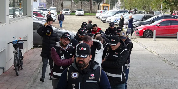 5 ilde tefecilik operasyonu