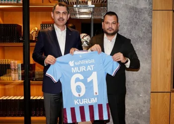 Murat Kurum, Trabzonspor Başkanı Ertuğrul Doğan’ı ziyaret etti